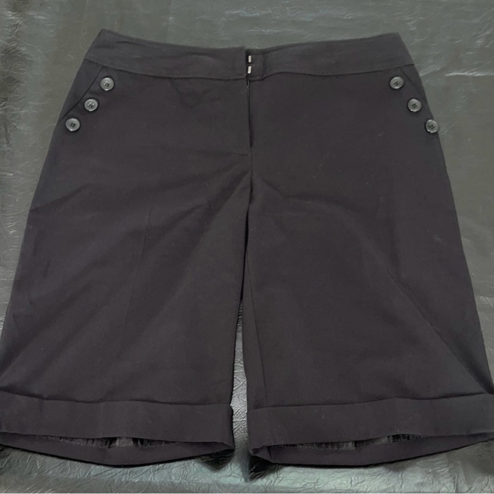 Apt. 9 Black Tailored Bermuda Shorts Structured Fit (CL)
